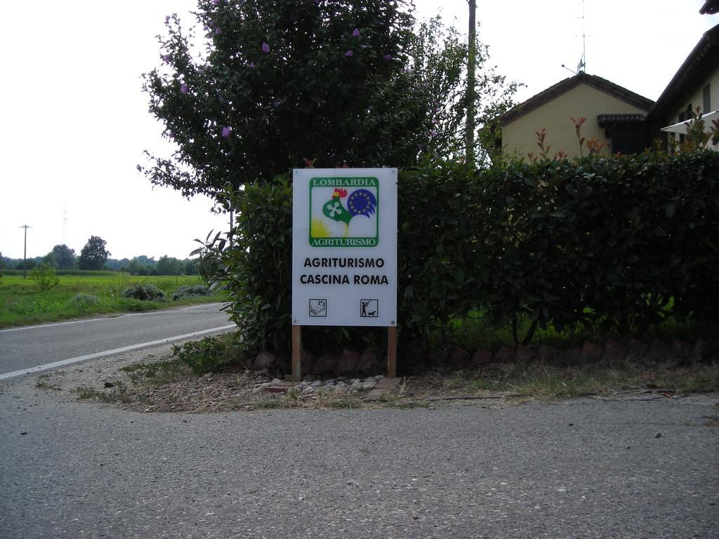 Agriturismo Cascina Roma Ozzero المظهر الخارجي الصورة